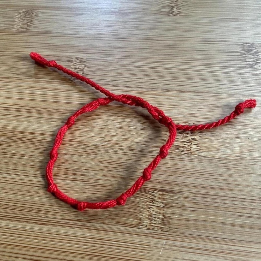 Valeria Woven Knotted String Bracelet OS Red Women Cotton Thread Accessory
